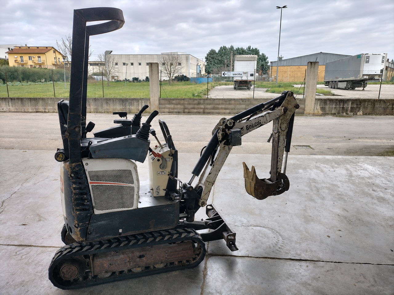 Bobcat E10 in vendita - foto 1