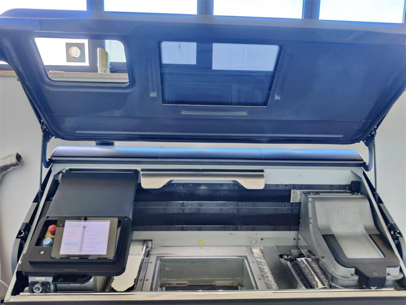Stampante 3D HP Jet Fusion 540 – € 8.000 + IVA in vendita - foto 3