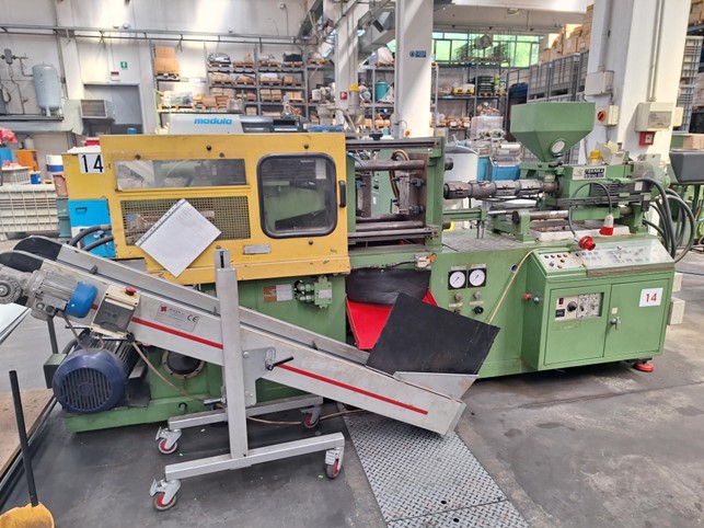 Presse a iniezione per plastica in vendita