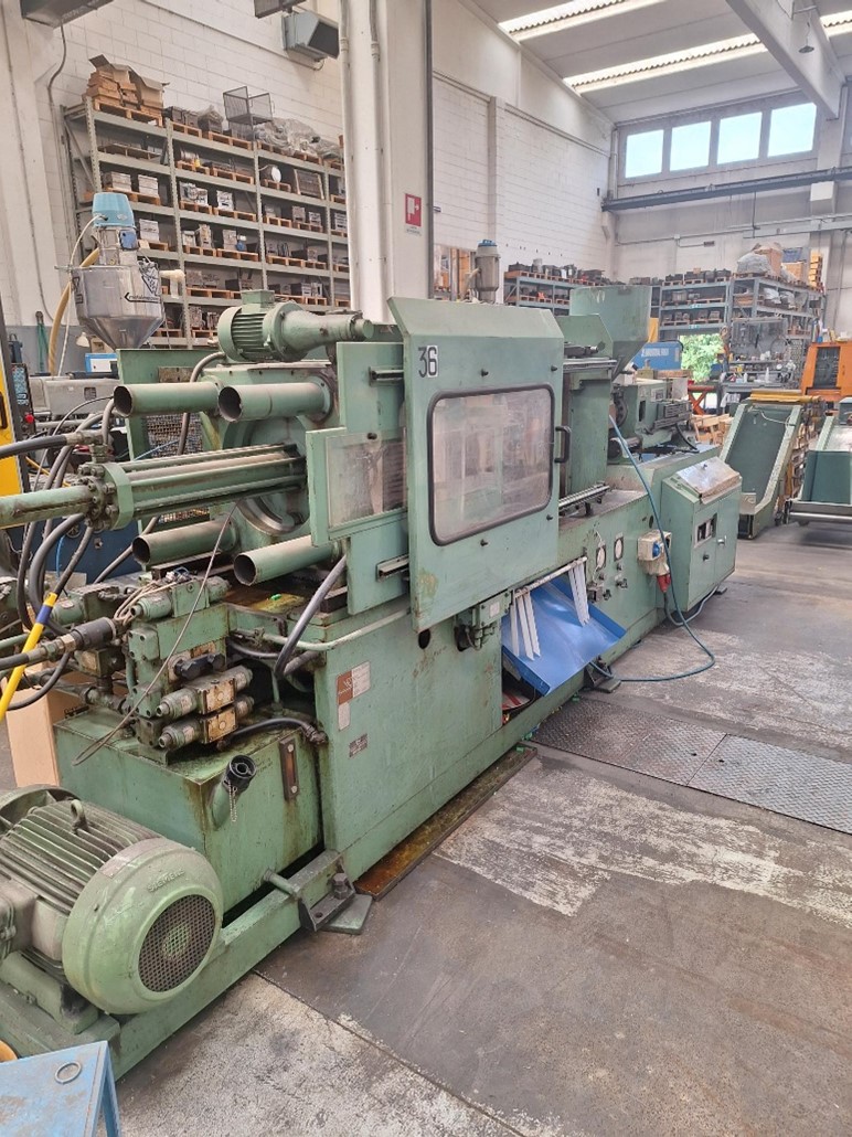 PRESSA A INIEZIONE Z150/250 in vendita - foto 1