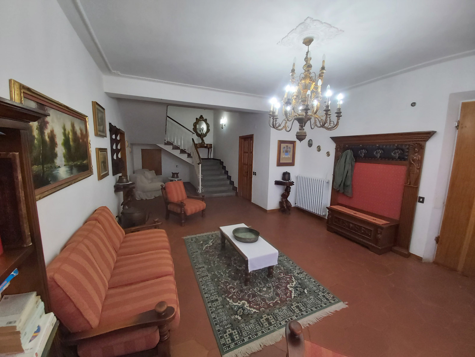 Capannone con casa annessa e ampio piazzale in vendita - foto 8