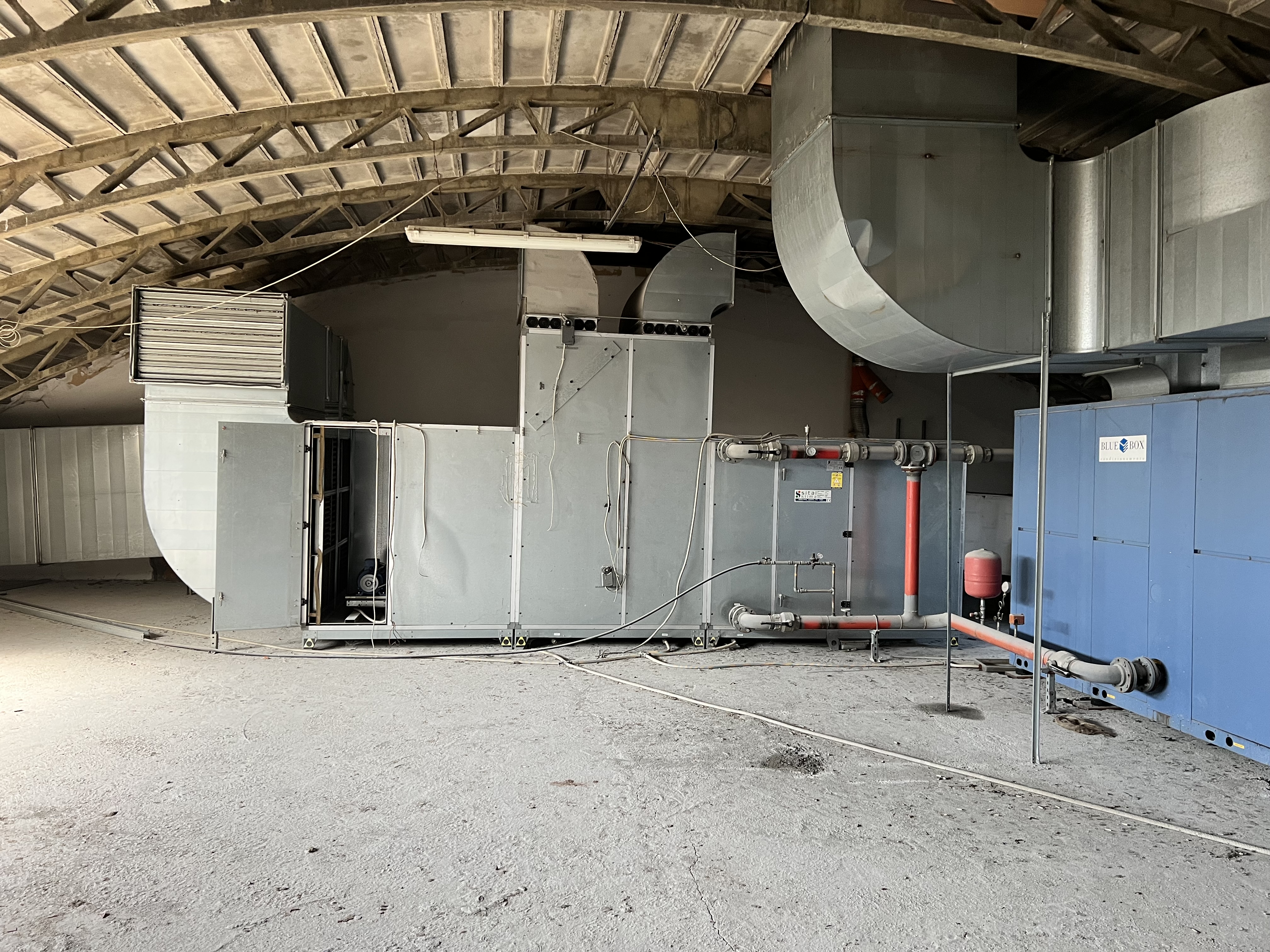 IMPIANTO RISCALDAMENTO E RAFFREDDAMENTO INDUSTRIALE in vendita - foto 2
