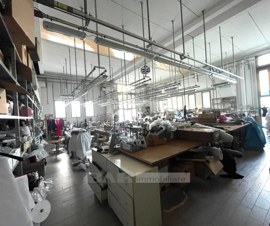 Rif. 26/I102 - Capannone industriale in vendita - foto 8