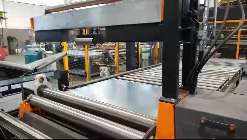 Calandre per metallo in vendita