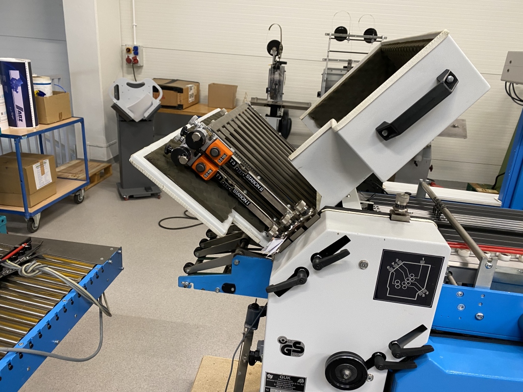 GUK FA 45/4 + 4 -2K FL2 folding machine for pharmacy in vendita - foto 5