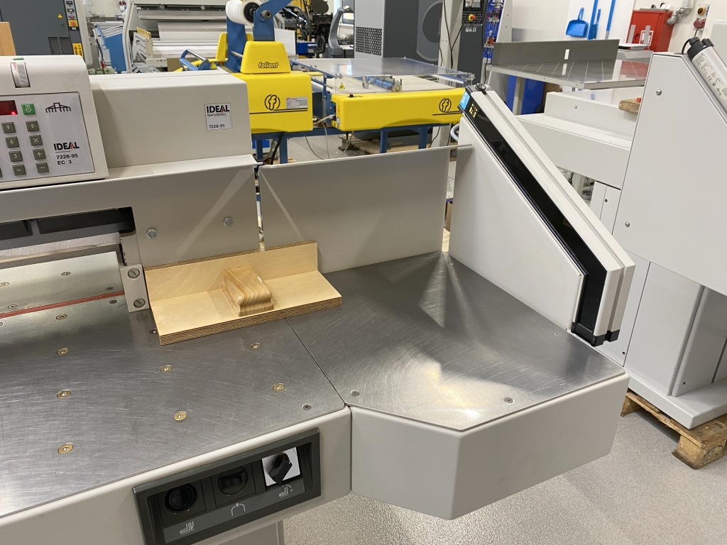 Ideal 7228-95 EC3 paper guillotine in vendita - foto 2