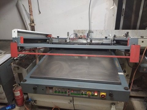 MACCHINA SERIGRAFICA SEMITAUTOMATICA CON LEVAFOGLI in vendita - foto 2