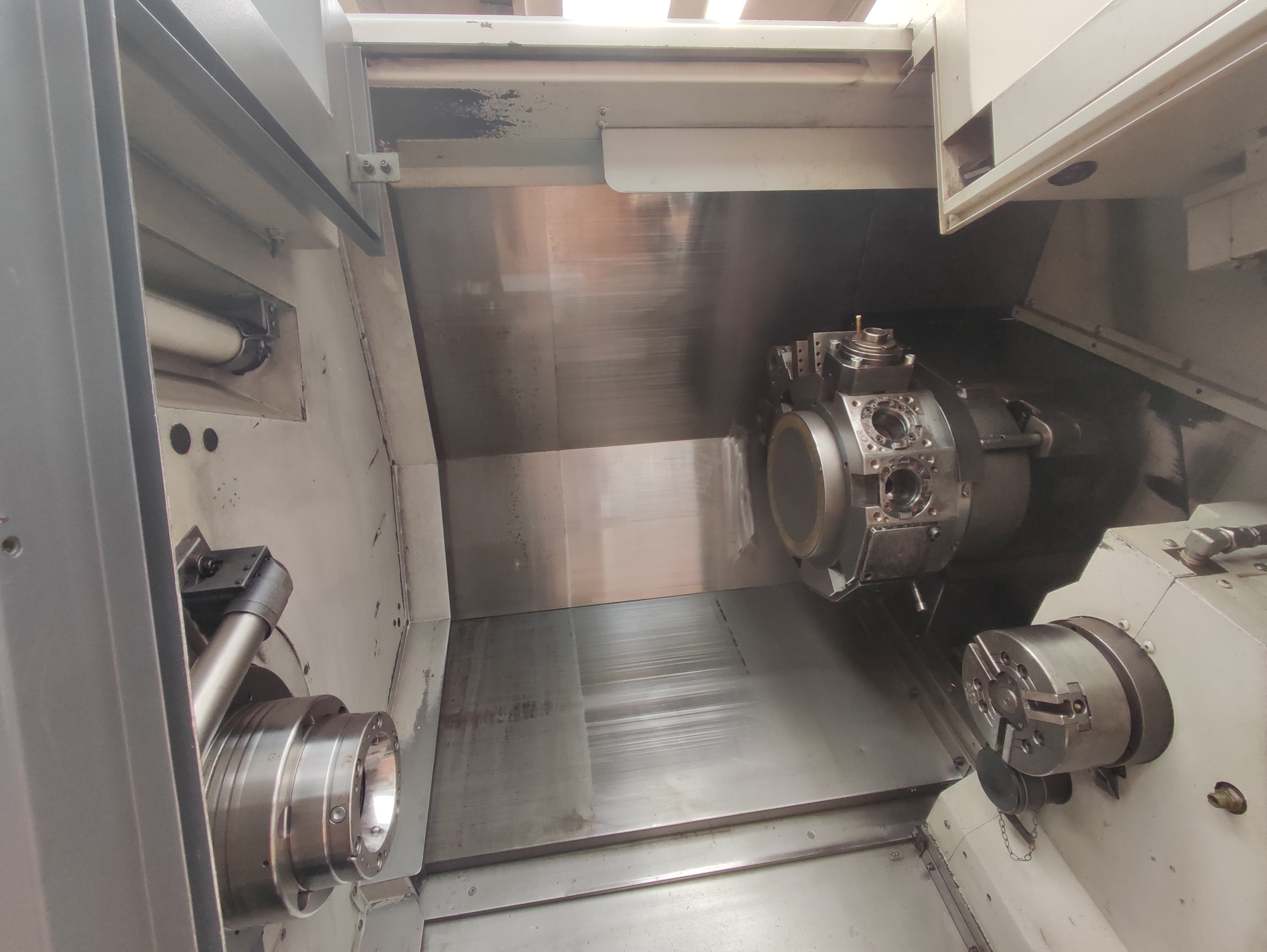 TORNIO NL2500SMC/700   -   LATHE NL2500SMC/700 in vendita - foto 2