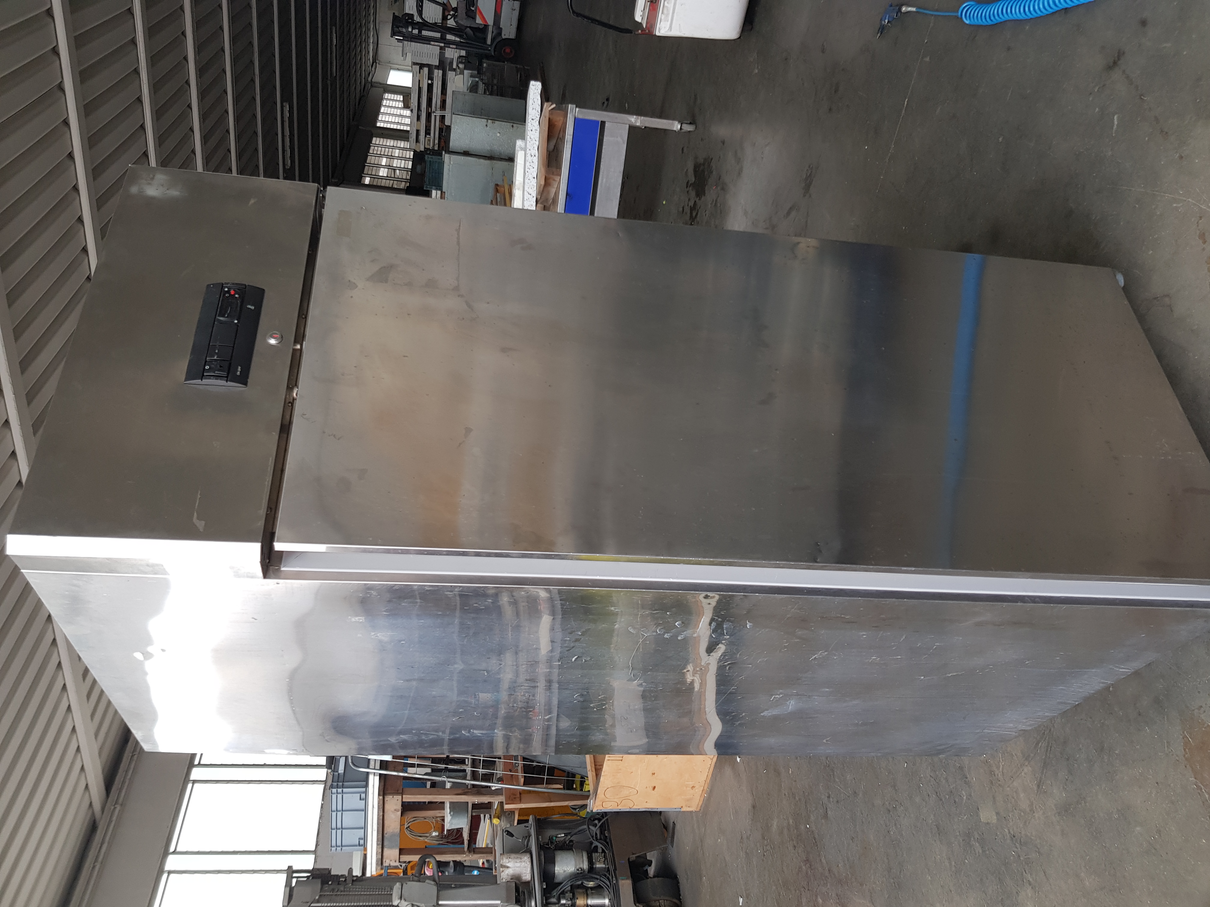 Freezer inox a colonna 700 lt usato in vendita - foto 1