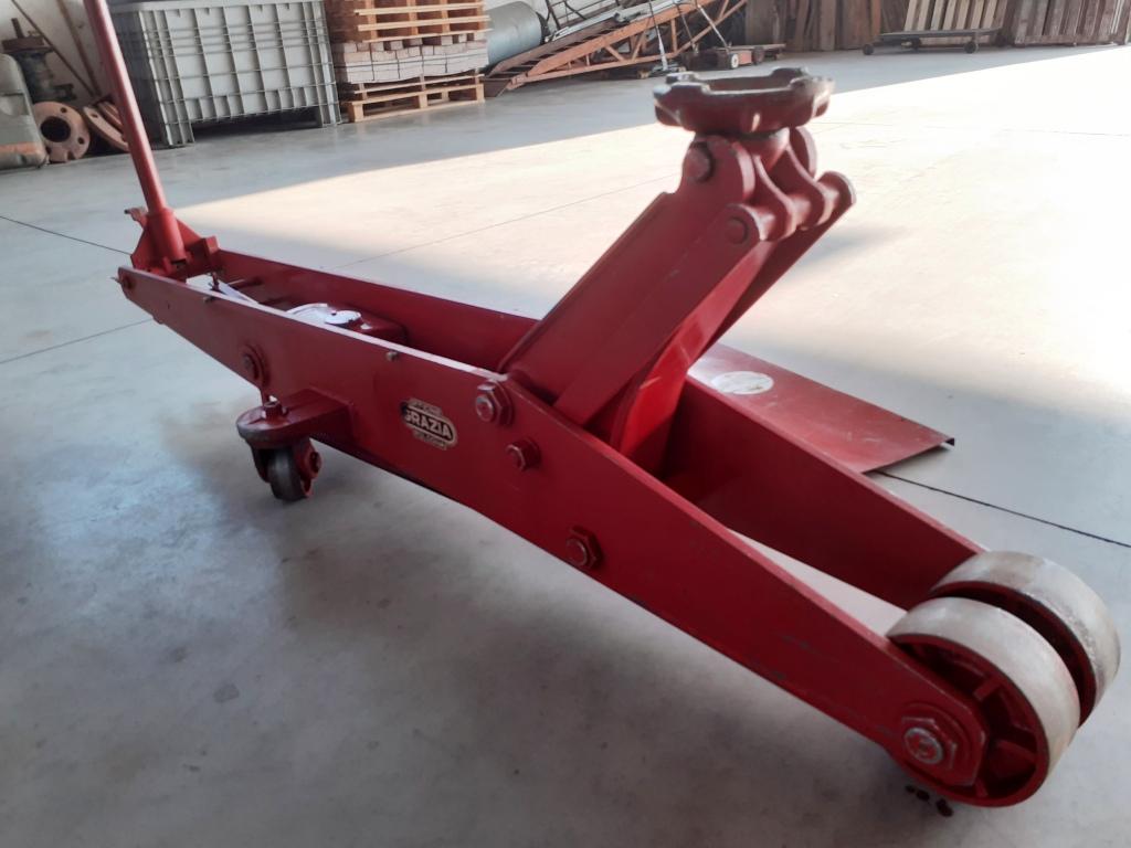 Cric - Sollevatore a Carrello in vendita - foto 1