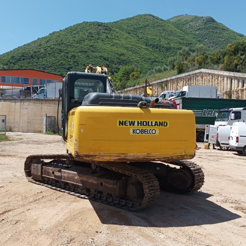 Escavatore New Holland E215C in vendita - foto 7