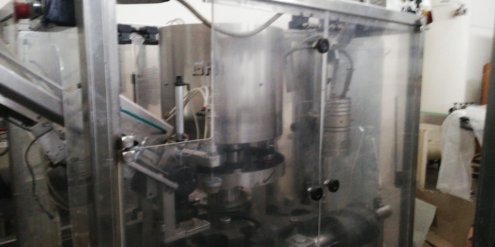 RULLATRICE CAPSULE POLILAMINATO E TERMORETRAIBILE - GAI in vendita - foto 2