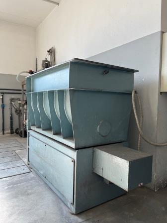 LUCIDATRICE LEVIGATRICE A VIBRAZIONI in vendita - foto 3