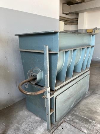 LUCIDATRICE LEVIGATRICE A VIBRAZIONI in vendita - foto 2