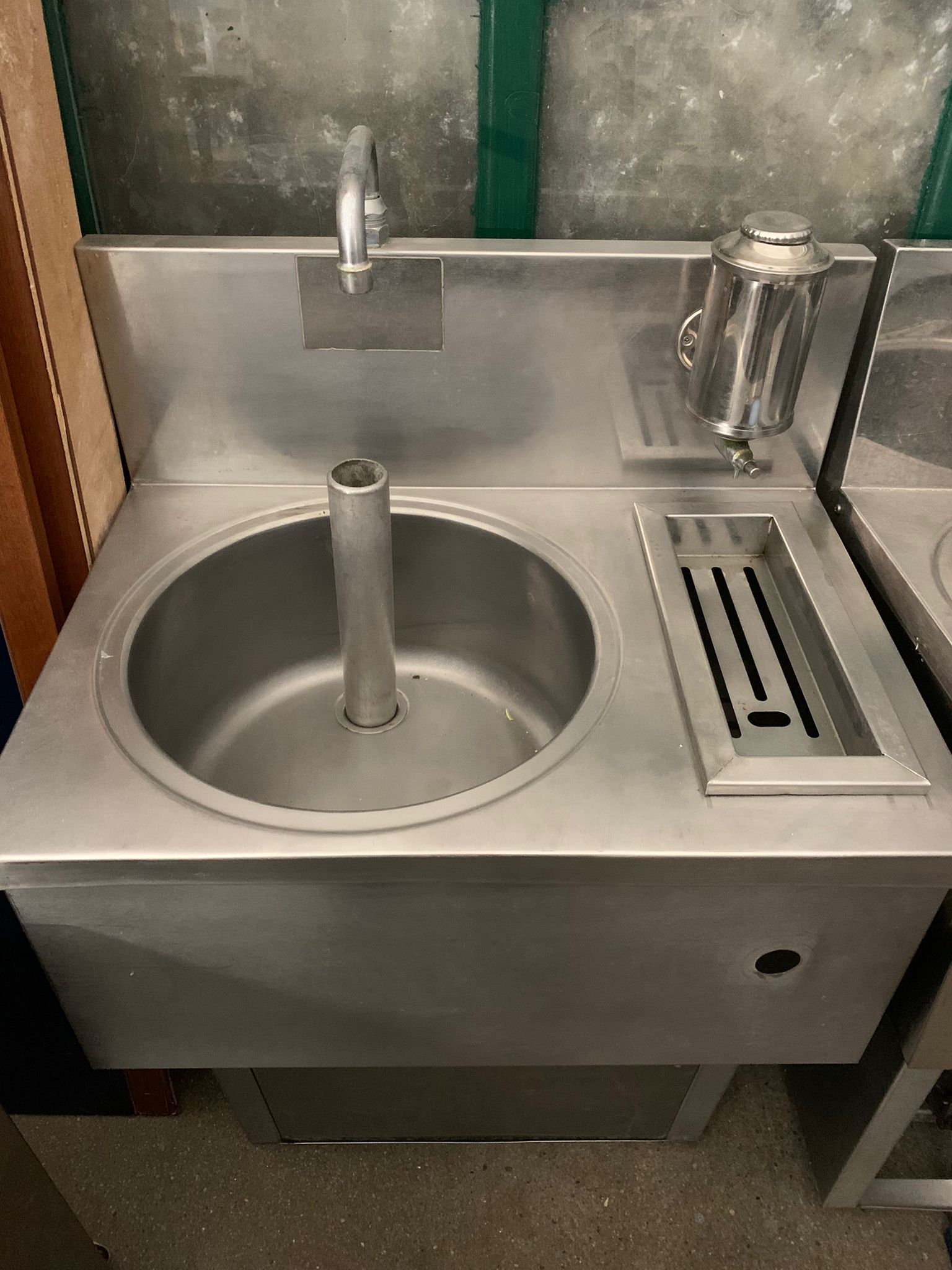 Lavandino Acciaio Inox in vendita - foto 1
