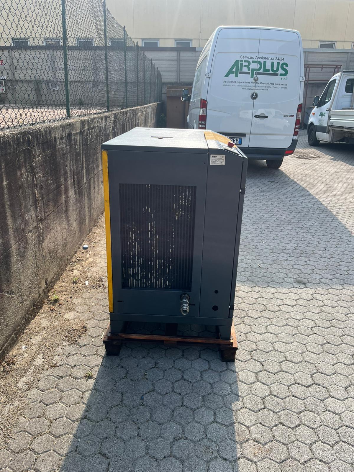 NUAIR JUPITER 20  – 15 kW / 20 HP – 10 bar – 2100 l/min in vendita - foto 3