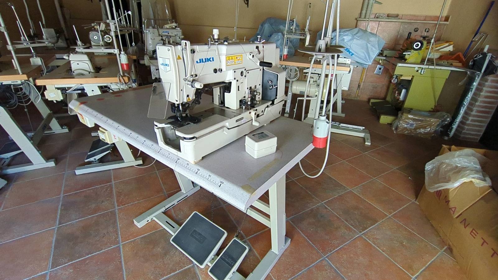 MACCHINA PER ASOLARE LBH-780 JUKI CORPORATION in vendita - foto 1
