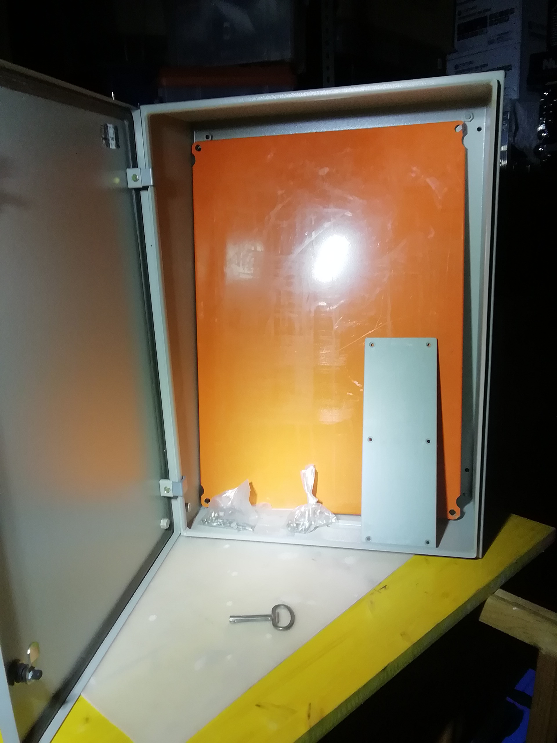 QUADRO ELETTRICO metallo dimensioni : 700 x 500 x 250 in vendita - foto 2