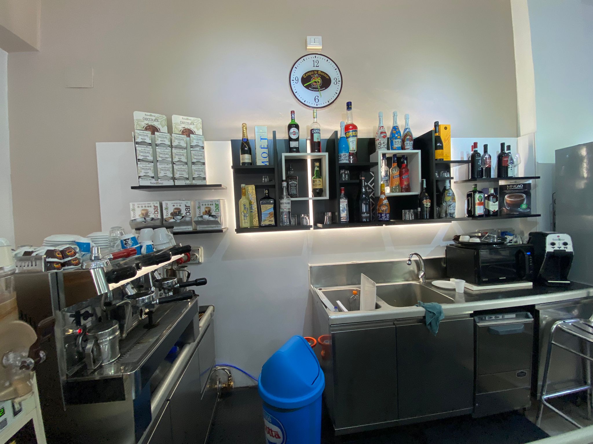 bar e cucina in vendita - foto 1