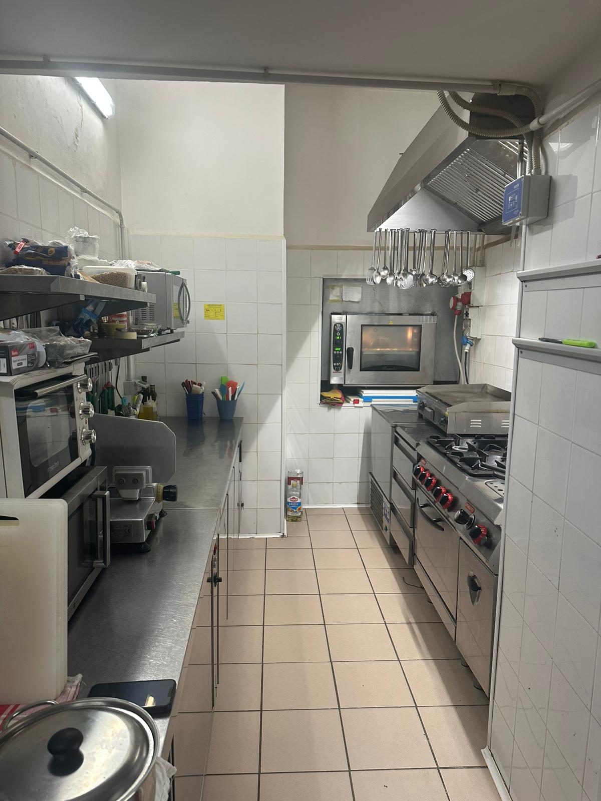 Vendo attività ristorativa zona Cascata Delle MArmore in vendita - foto 3