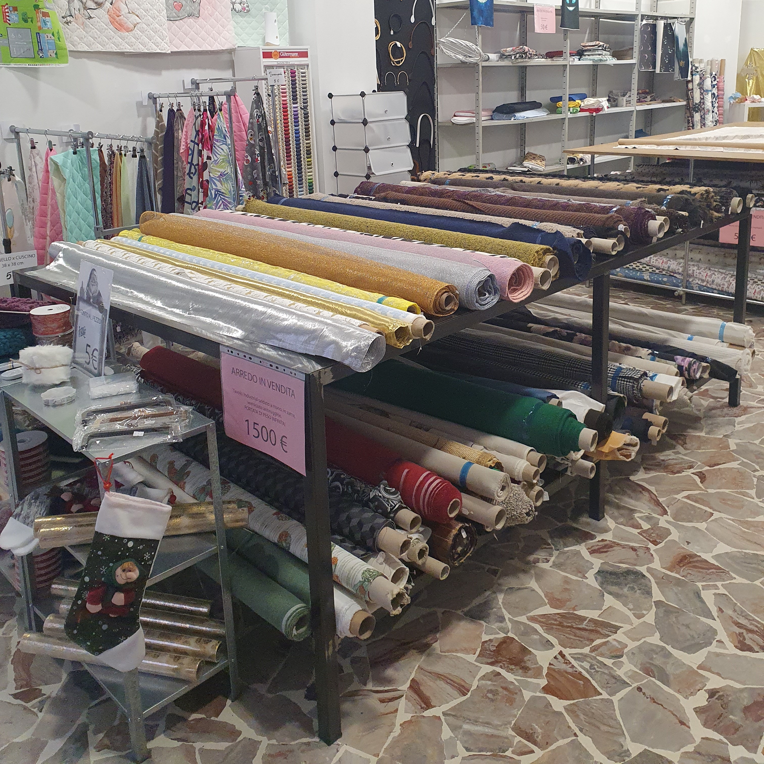 Tavolo in ferro in vendita - foto 1