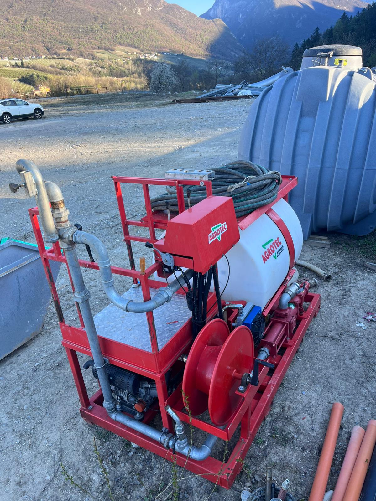 IDROSEMINATRICE AGROTEC 1000 L. in vendita - foto 2
