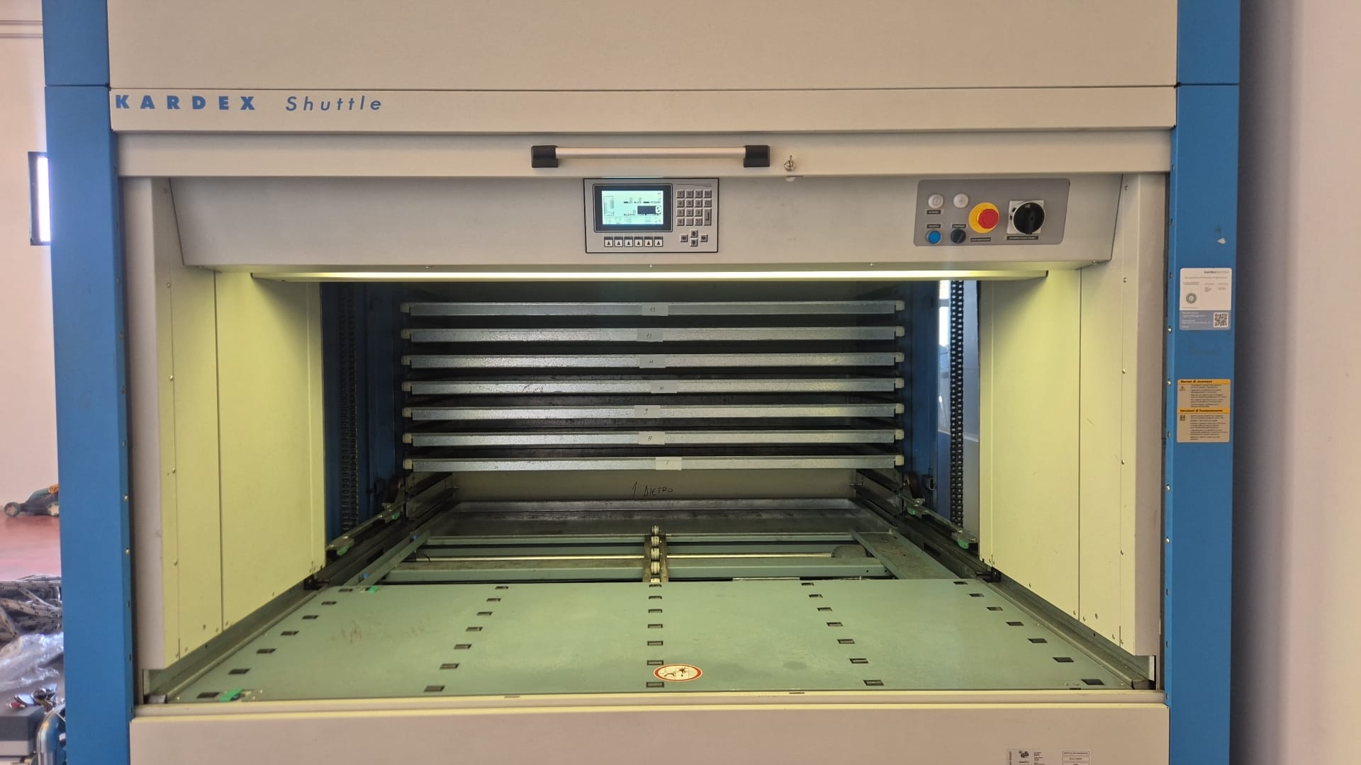 Magazzini automatici in vendita
