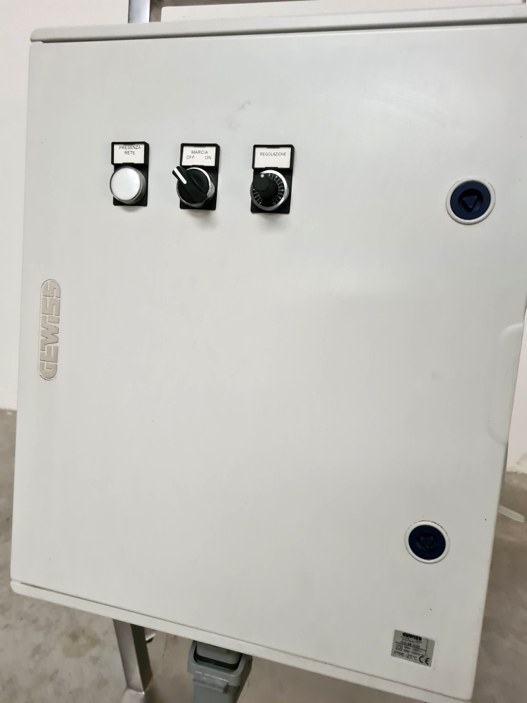 DISSOLUTORE+AGI.MAGNETICO TECNINOX 355LT (COD. SER-198) in vendita - foto 4
