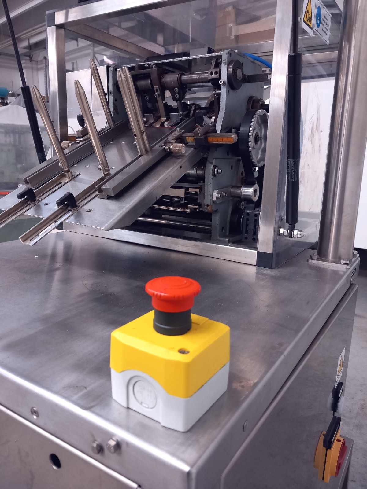 PIEGAPROSPETTI CON CARTER DI PROTEZIONE (MF-PK-PIE-14) in vendita - foto 13