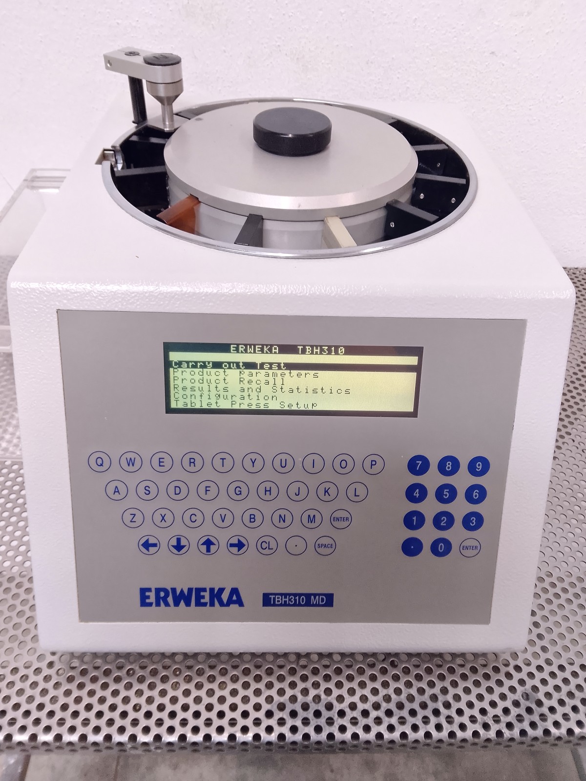 Laboratorio in vendita