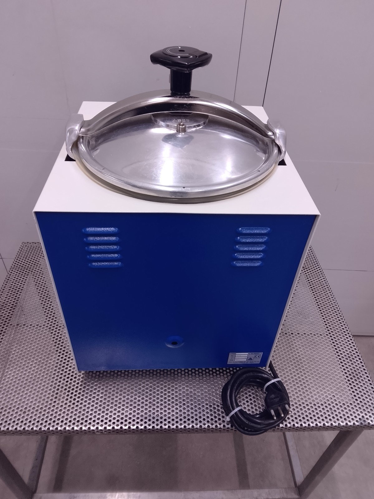 AUTOCLAVE DA BANCO DA 15 LT – ASAL (COD. LAB-AUT-5) in vendita - foto 7