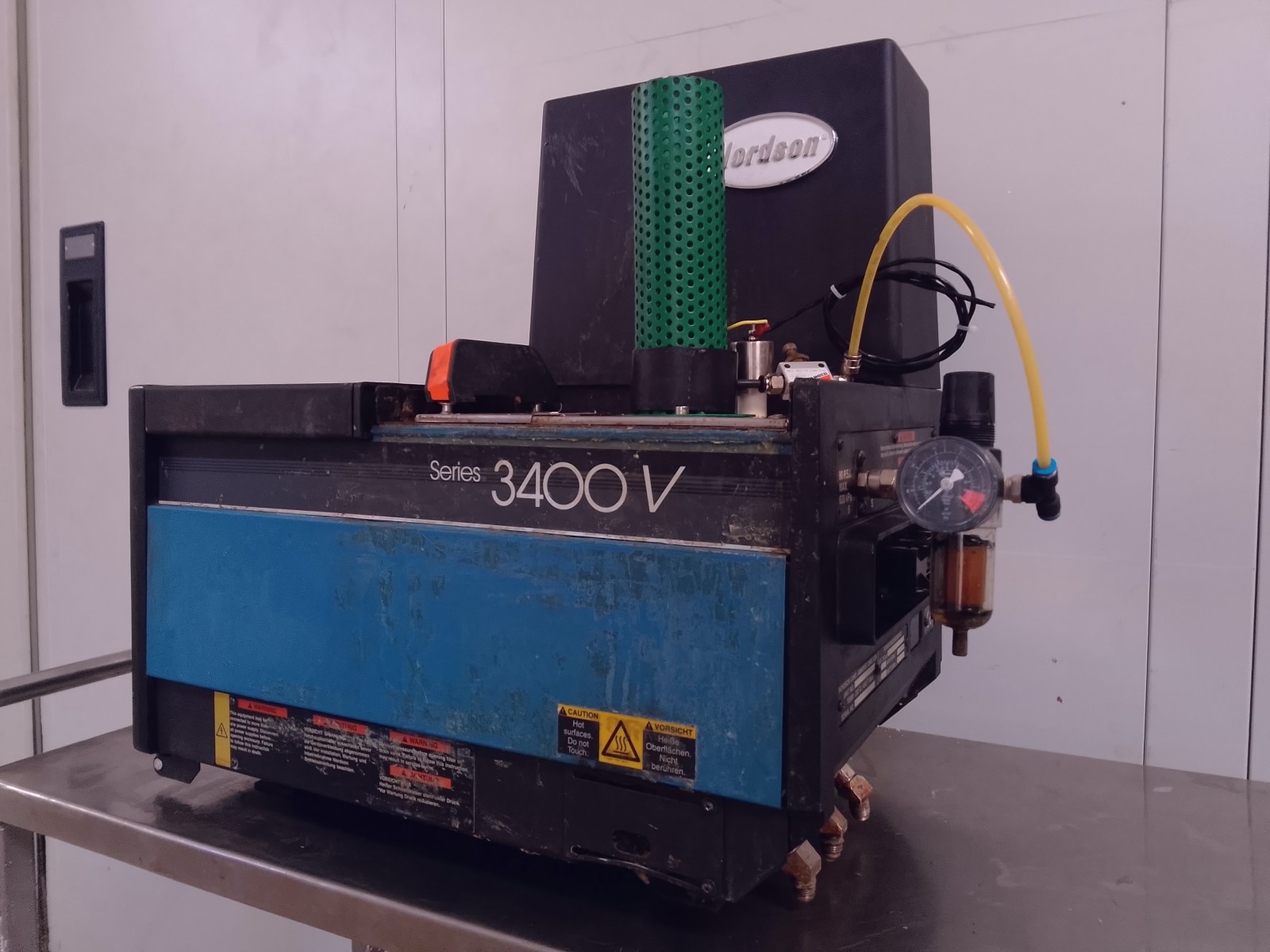 INCOLLATORE - NORDSON - MOD. 3400 V(MF-PK-INCO-26) in vendita - foto 2