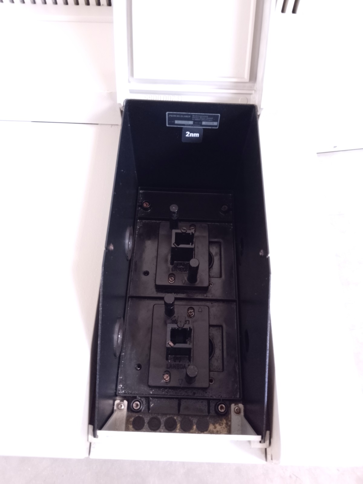 SPETTOMETRO UV-VISIBILE PERKIN ELMER (LAB-SPECT-16) in vendita - foto 2