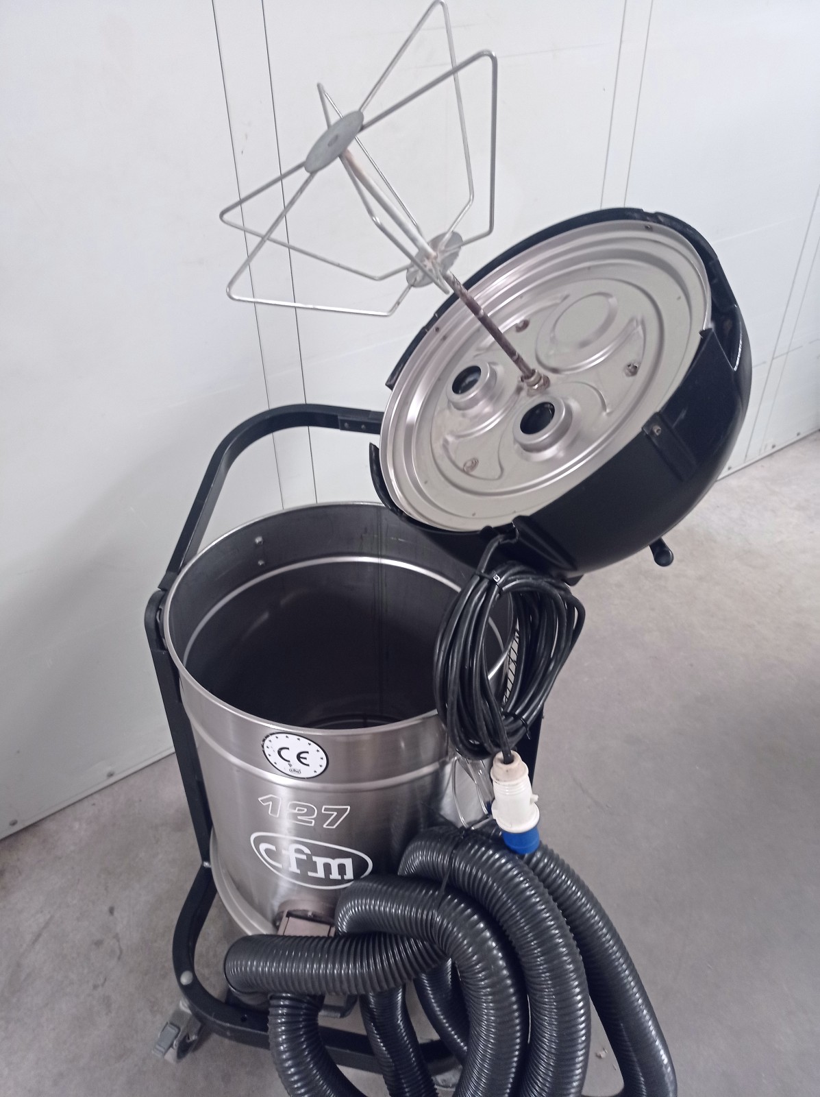 ASPIRATORE INDUSTRIALEPOLVERI – NILFISK (MF-PR-ASP-70) in vendita - foto 4