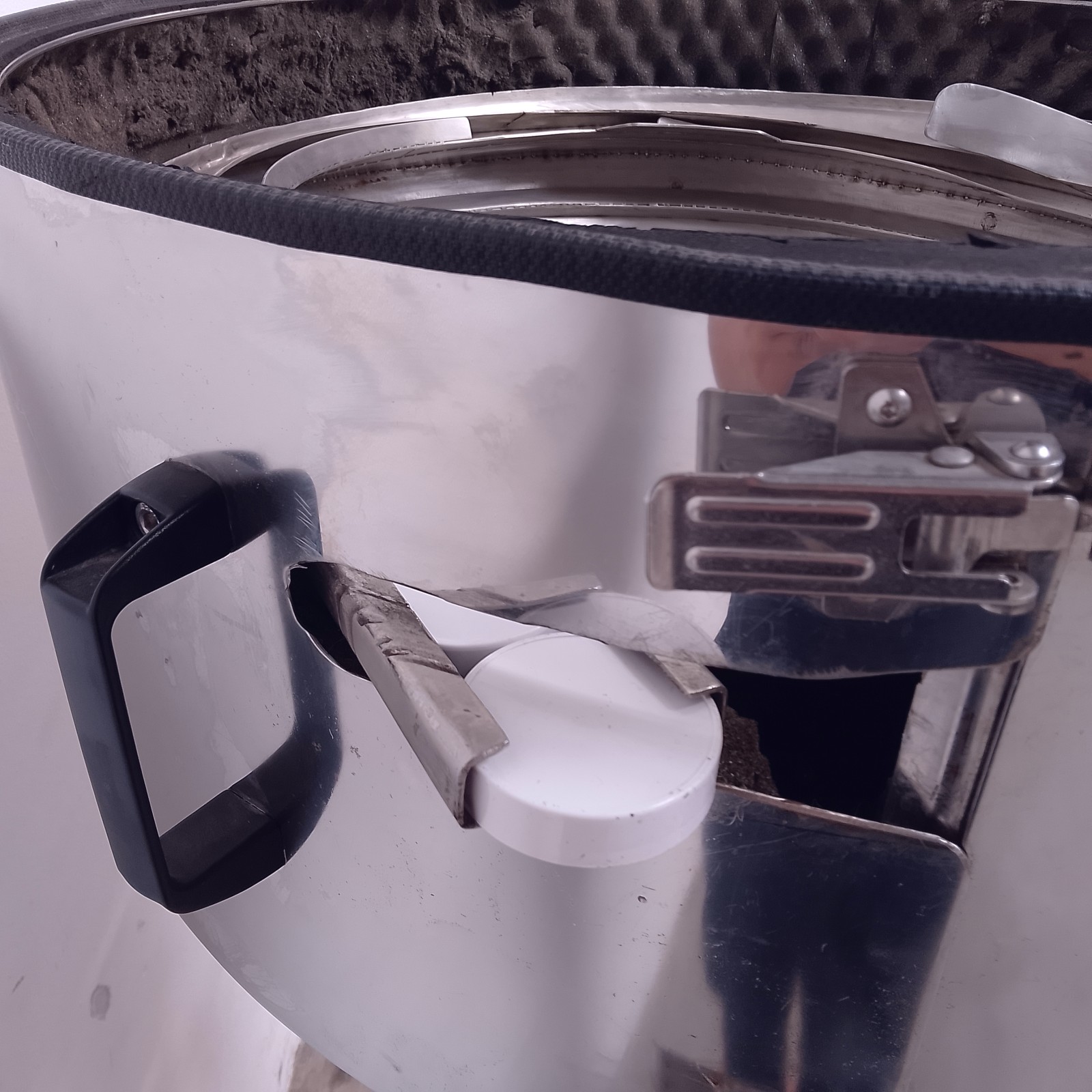 ALIMENTATORE VIBRANTE PER TAPPI (COD. PH-PR-ALI-130) in vendita - foto 4