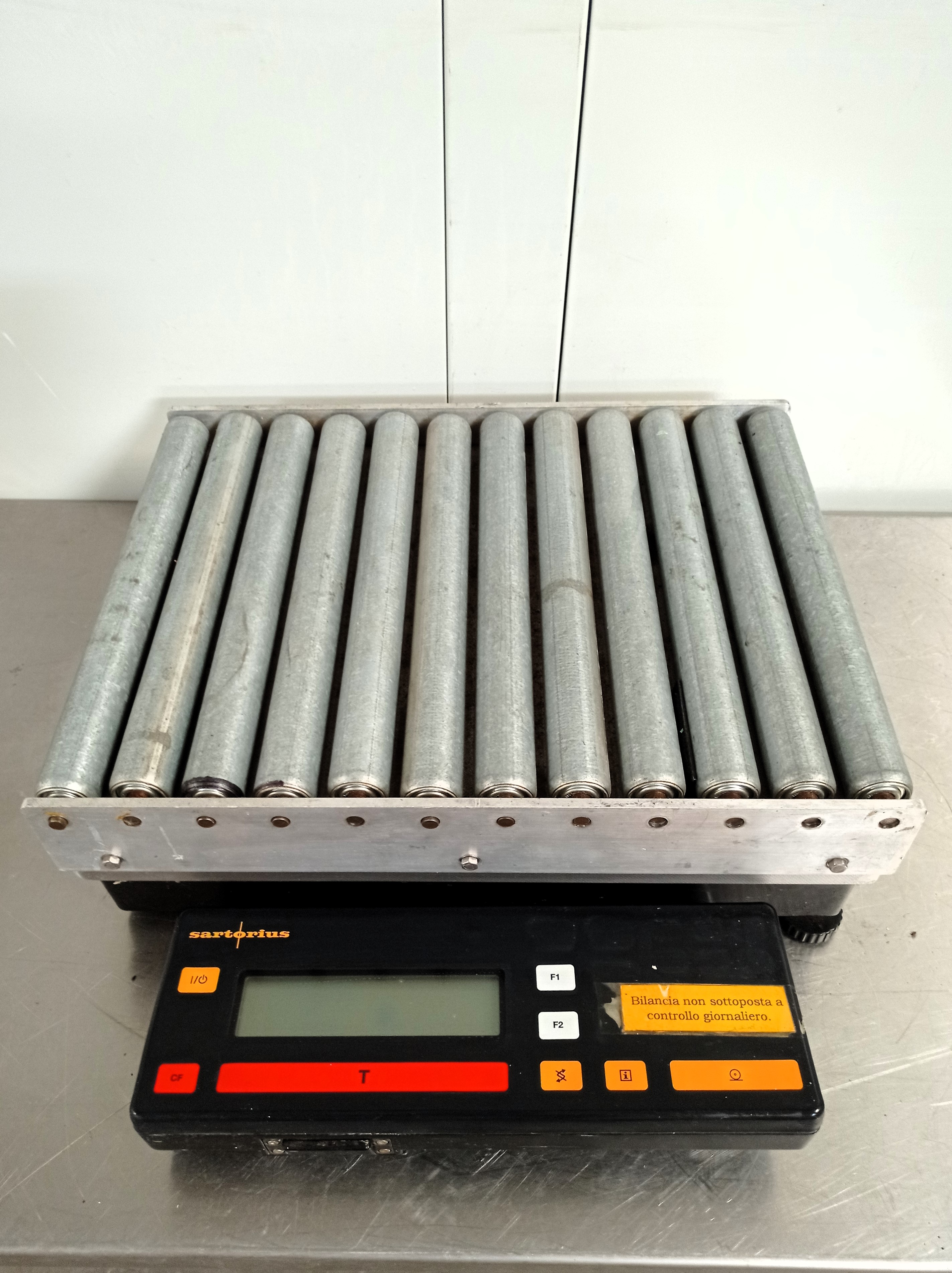 BILANCIA CON RULLIERA – SARTORIUS (COD. LAB-BIL-27) in vendita - foto 1
