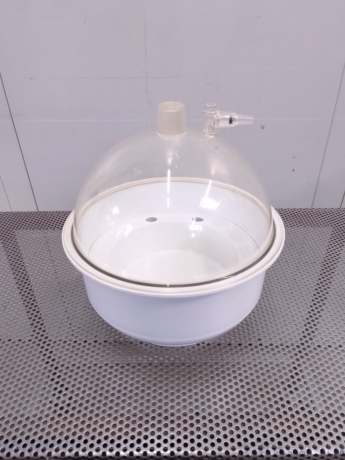 Laboratorio in vendita