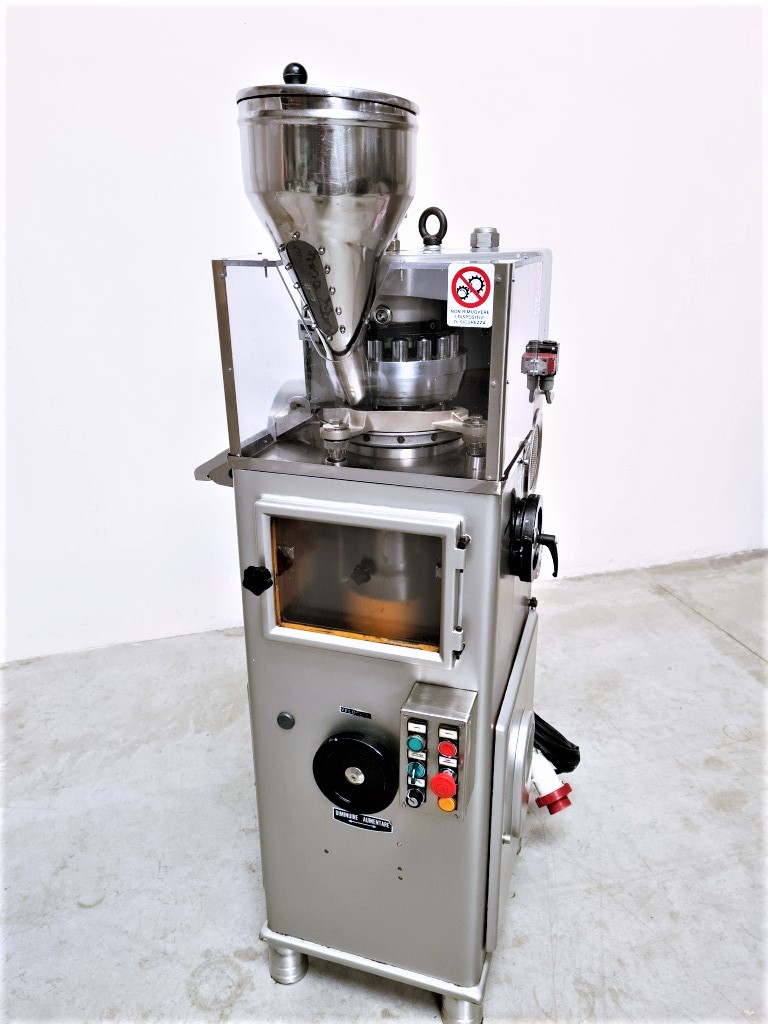 Macchine etichettatrici in vendita
