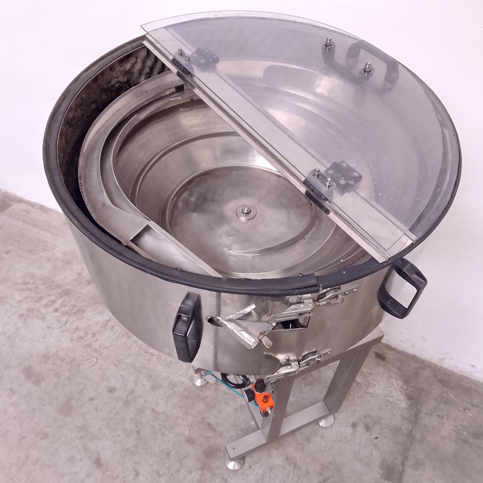 ALIMENTATORE VIBRANTE PER TAPPI (COD. PH-PR-ALI-130) in vendita - foto 6
