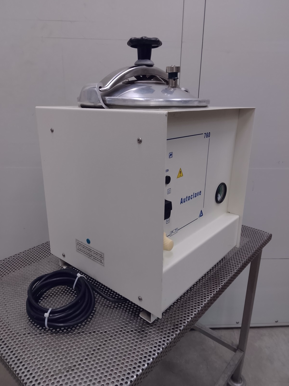 AUTOCLAVE DA BANCO DA 15 LT – ASAL (COD. LAB-AUT-6) in vendita - foto 4