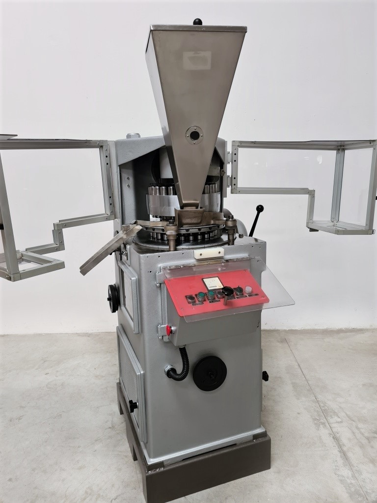 COMPRIMITRICE ROTATIVA RONCHI–AR 18/23(PH-PR-COM-38) in vendita - foto 2