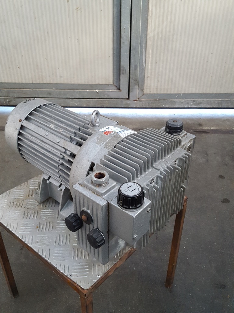 POMPA DA VUOTO - WERIE RIETSCHLE MOD.TR40V (POM-52) in vendita - foto 2