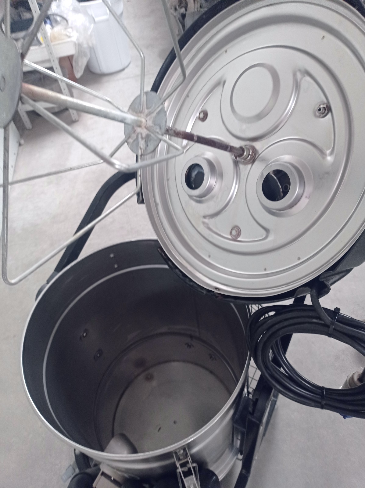 ASPIRATORE INDUSTRIALEPOLVERI – NILFISK (MF-PR-ASP-70) in vendita - foto 3