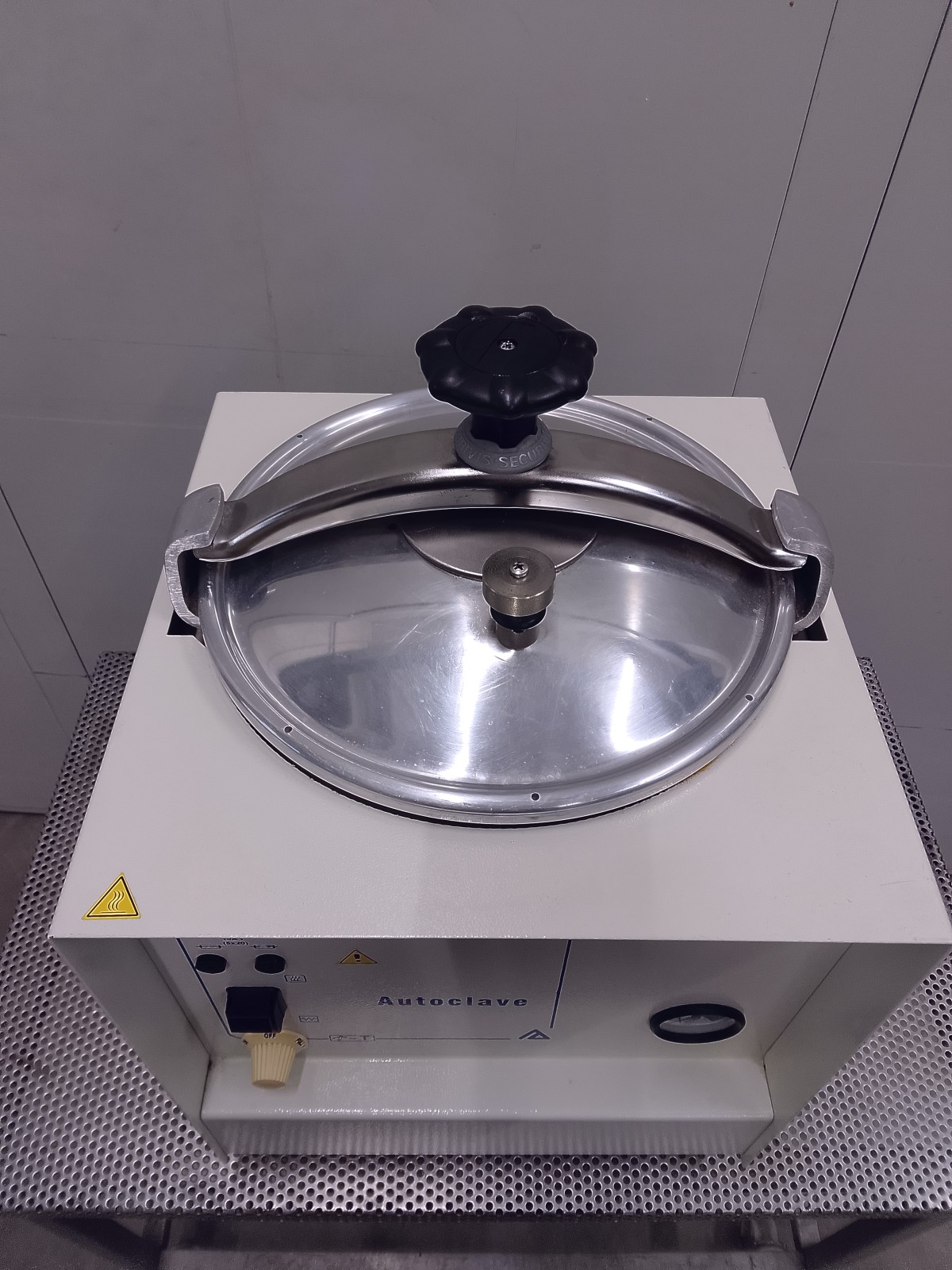 AUTOCLAVE DA BANCO DA 15 LT – ASAL (COD. LAB-AUT-6) in vendita - foto 8