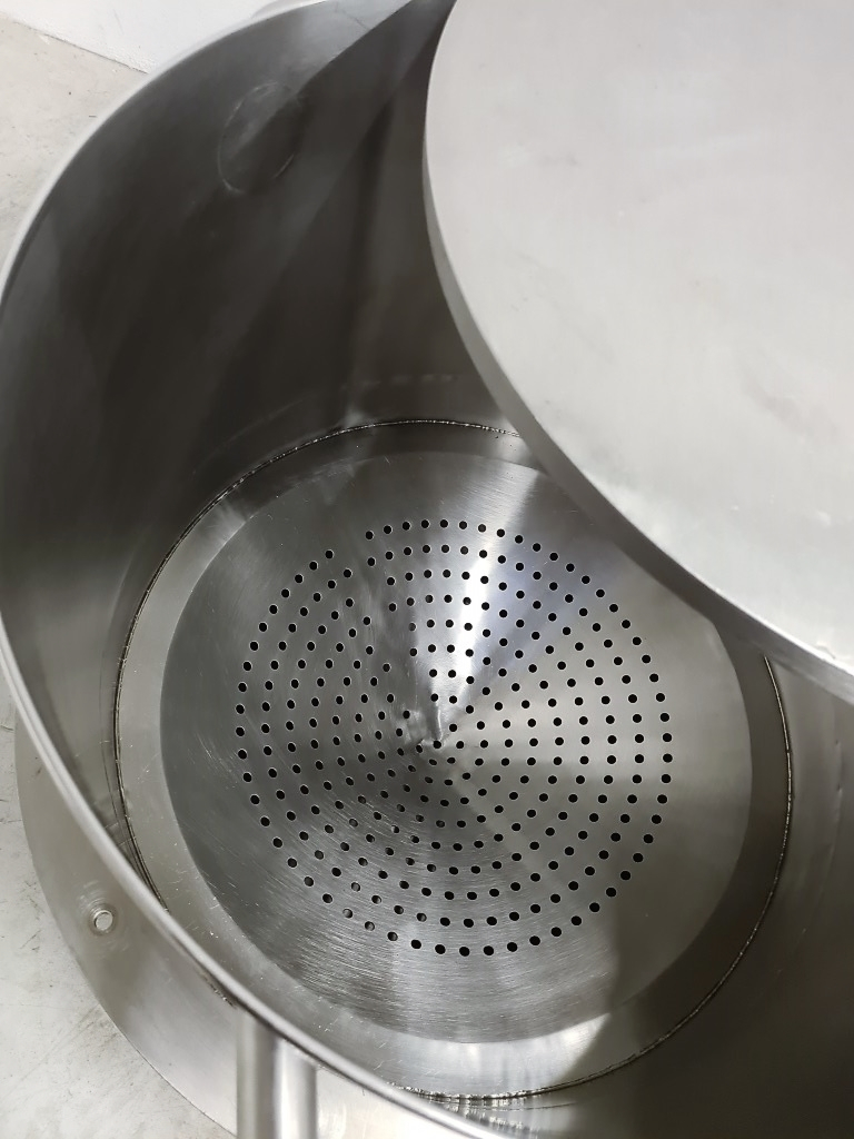 SERBATOIO CARRELLATO CON SISTEMA DI FILTRAZIONE 100 LT  in vendita - foto 3
