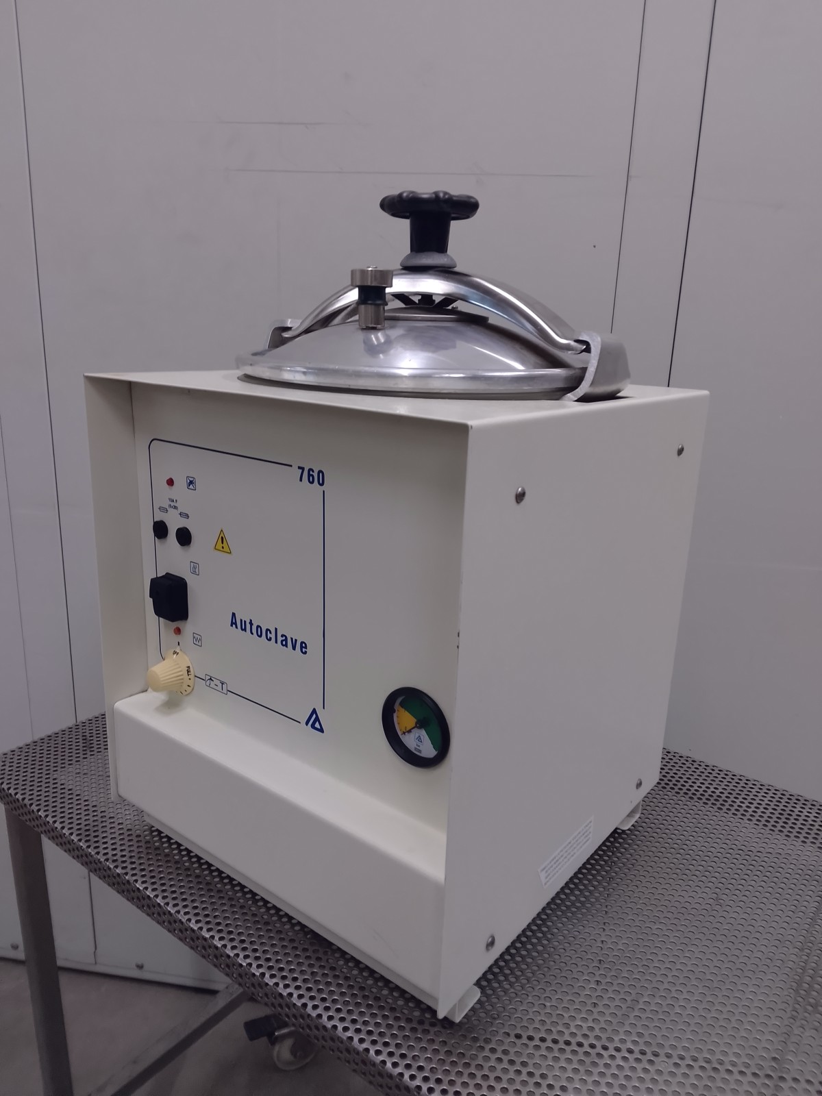 AUTOCLAVE DA BANCO DA 15 LT – ASAL (COD. LAB-AUT-6) in vendita - foto 3