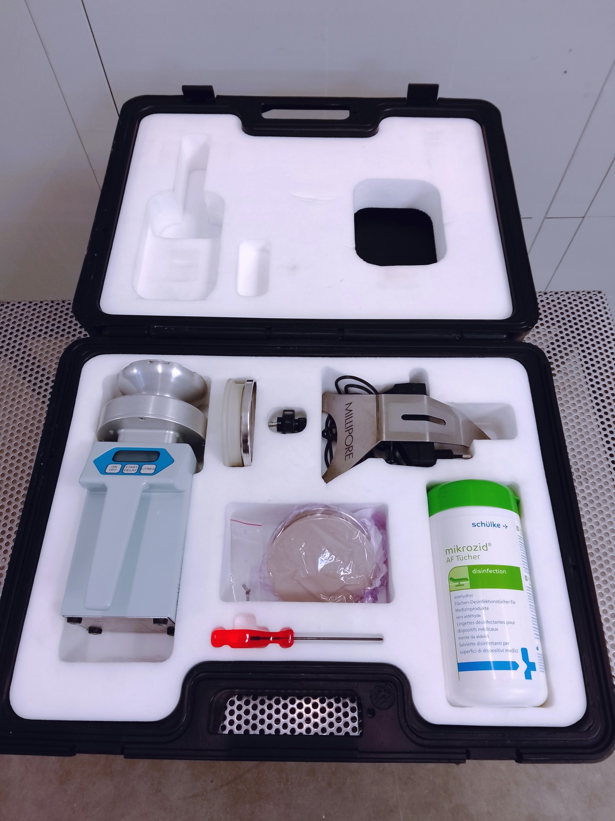 TESTER ARIA AMBIENTALE - MILLIPORE (LAB-APP-33) in vendita - foto 1