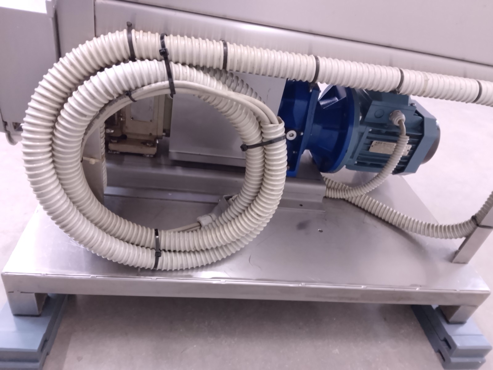 POMPA A LOBI CON VASCA DI PESCAGGIO (COD.MF-PR-POM-150) in vendita - foto 5