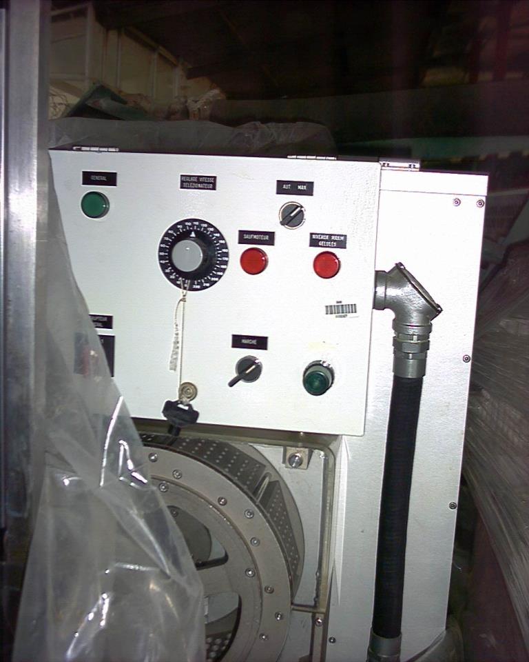 SELEZIONATRICE CAPSULE FARMATIC SC5000 COD. PH-PR-SEL-1 in vendita - foto 2