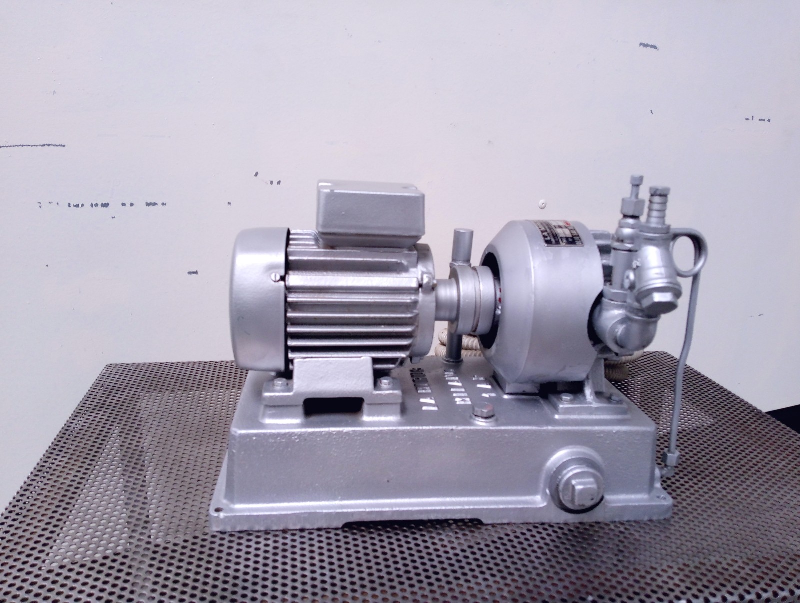 POMPA PER VUOTO – LA MIRUS (COD. MF-PR-POM-153) in vendita - foto 1